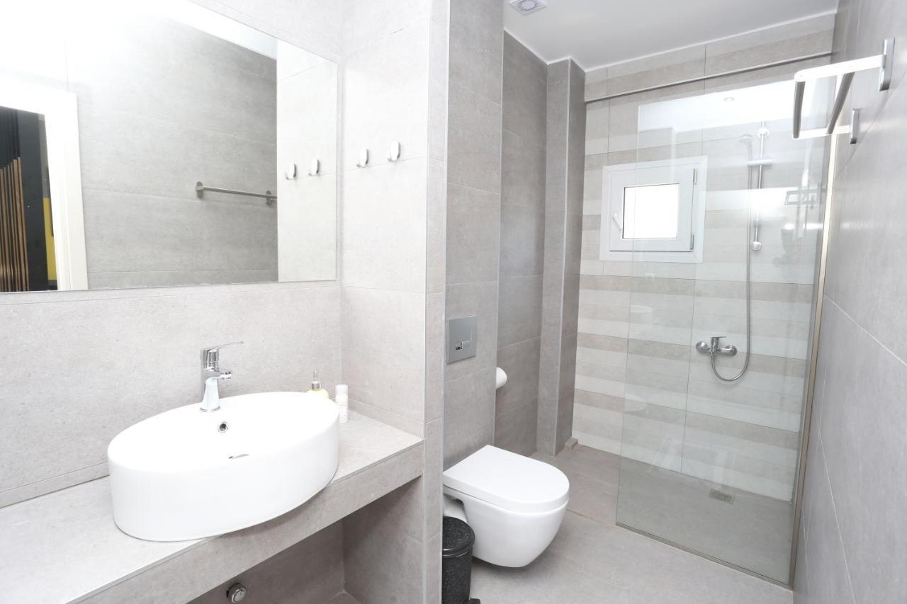 Downtown Seaside Suites Thessaloniki Exterior photo